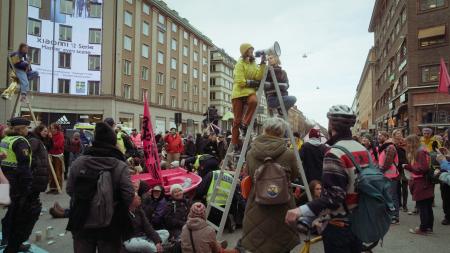 $htmlUtil.escape($alt)