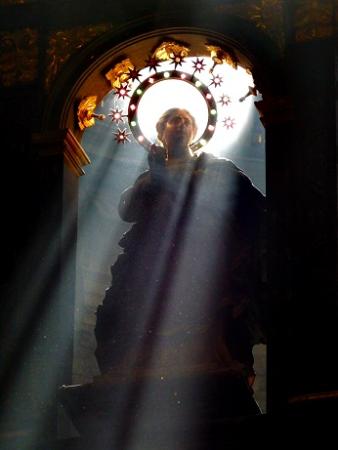 Virgen de la Inmaculada. Retablo de San Joaquín de la catedral de Huesca. (Foto: José Miguel Navarro López)